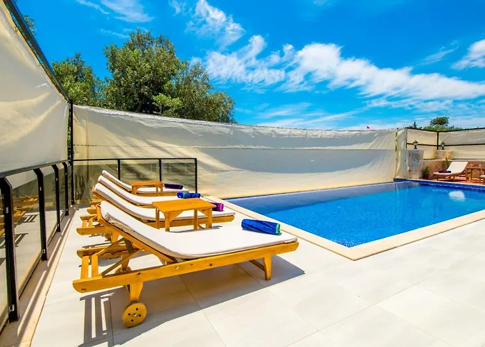 Βίλα Guclu Κας